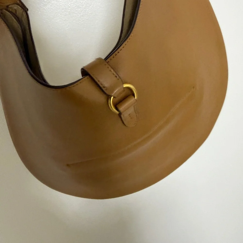 Polo Ralph Lauren
Polo Id Calfskin Large Shoulder Bag - Picture 8 of 13